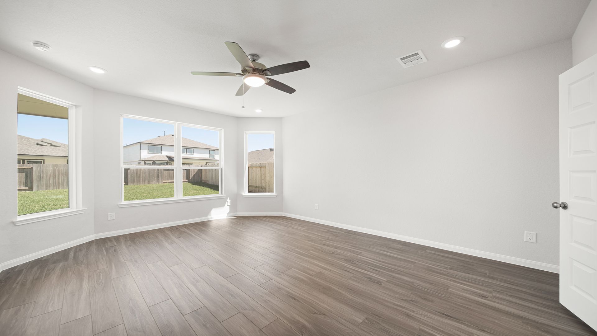 Images are a model representation and may depict options and upgrades not featured on the home available for purchase.