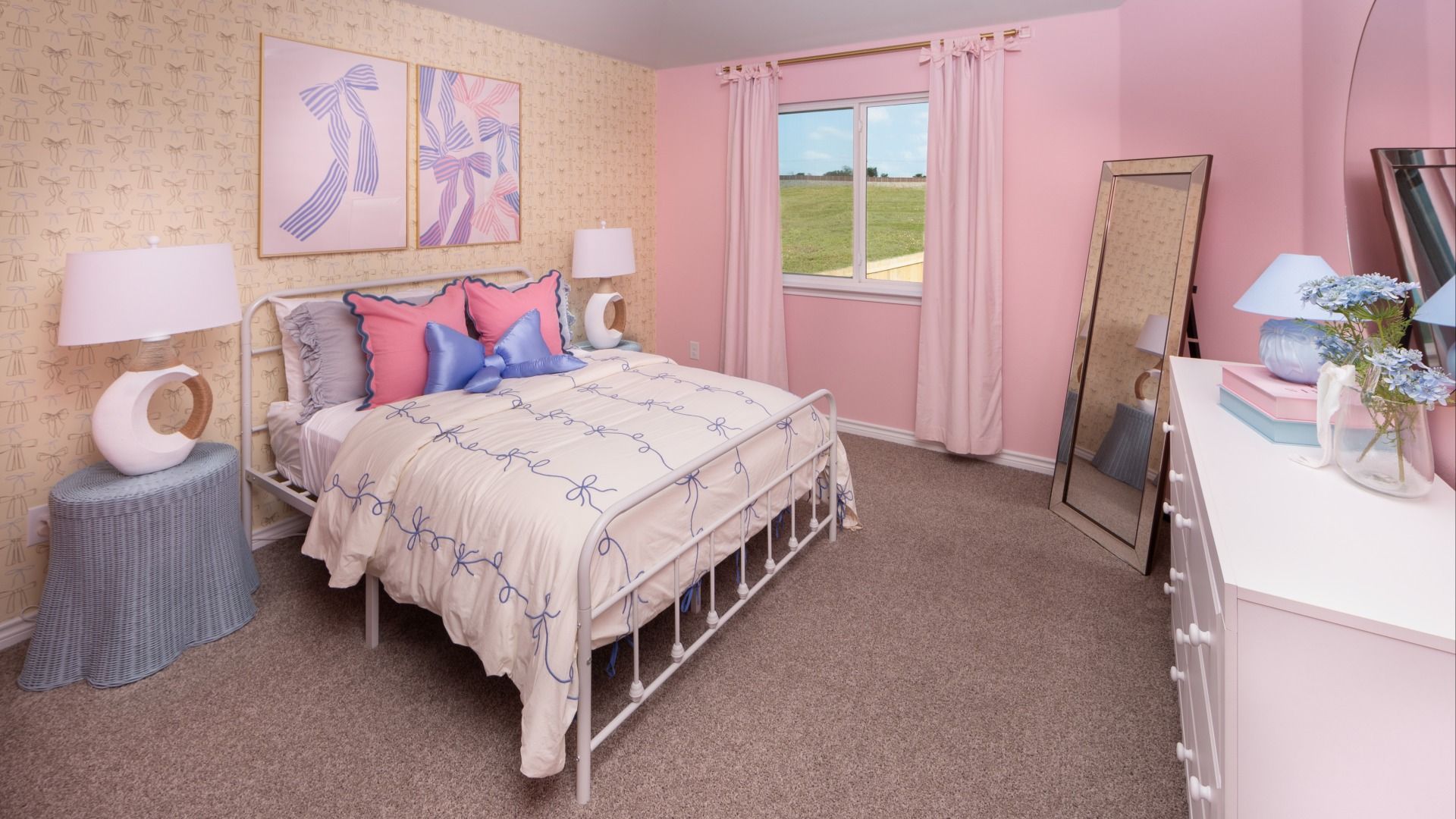 Images are a model representation and may depict options and upgrades not featured on the home available for purchase.