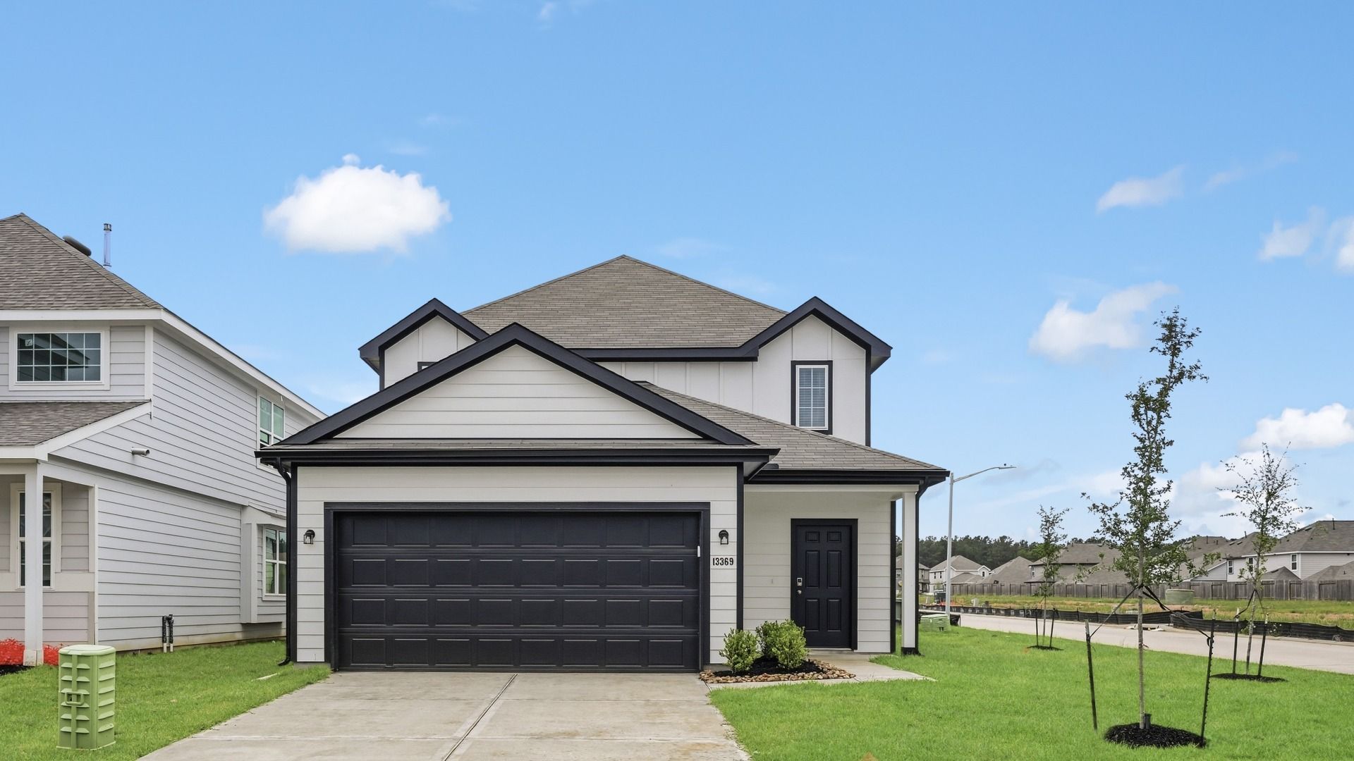 The Redbud - River's Edge: Conroe, Texas - Legend Homes