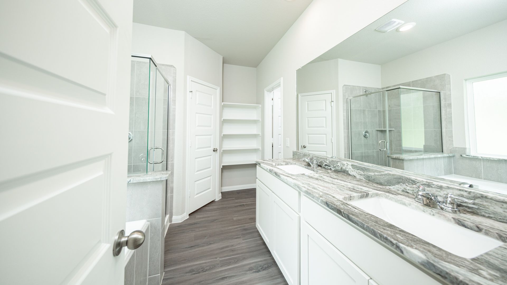 Images are a model representation and may depict options and upgrades not featured on the home available for purchase.