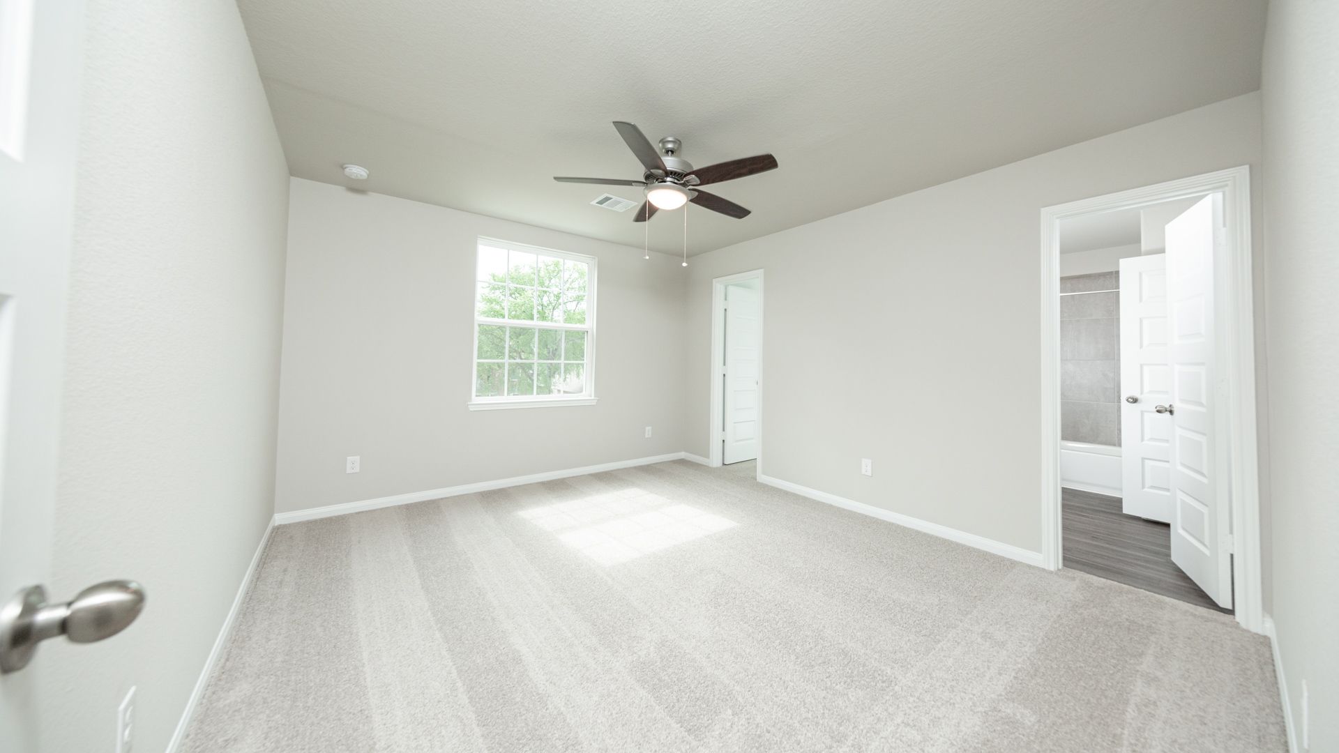Images are a model representation and may depict options and upgrades not featured on the home available for purchase.