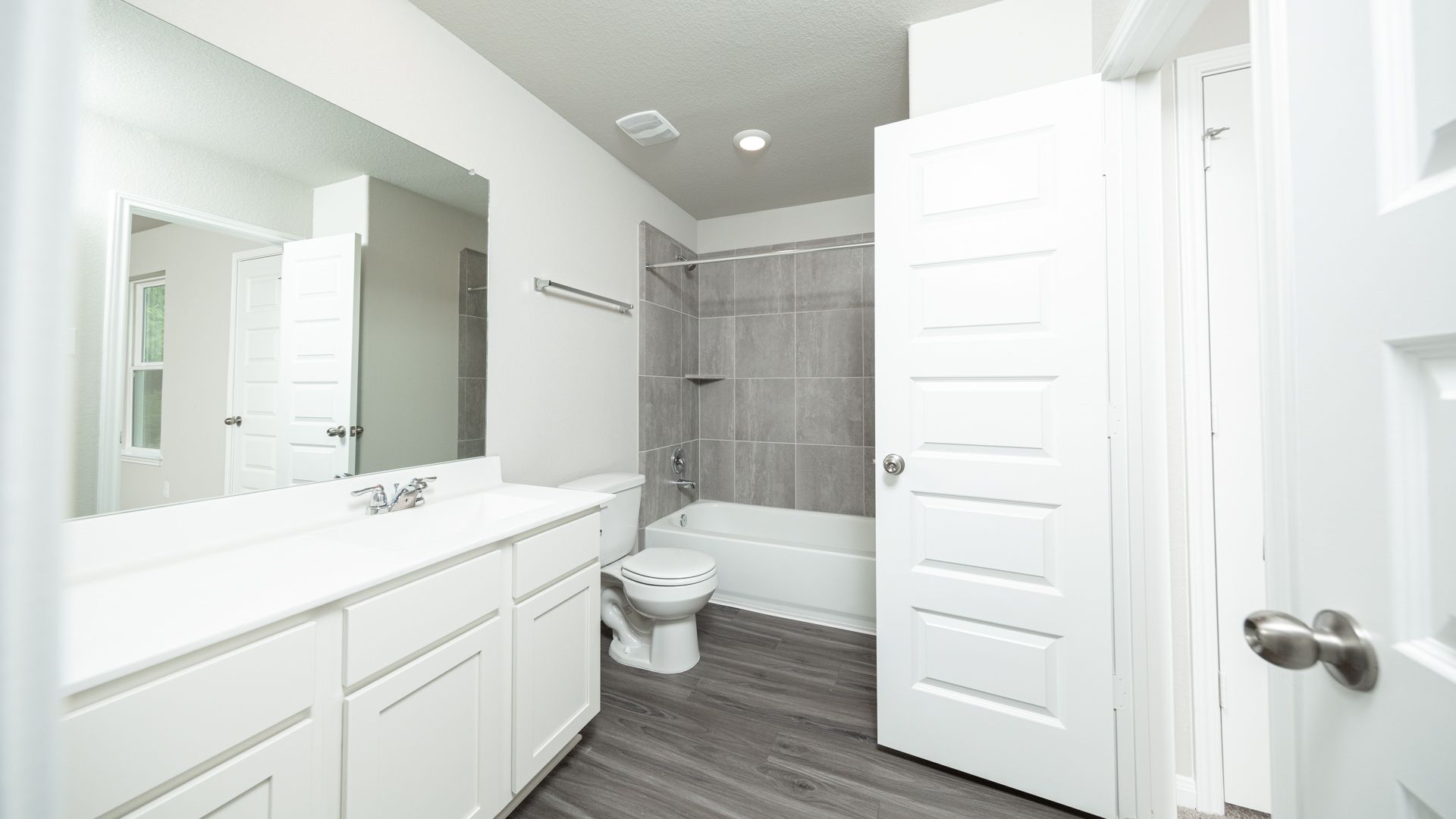 Images are a model representation and may depict options and upgrades not featured on the home available for purchase.