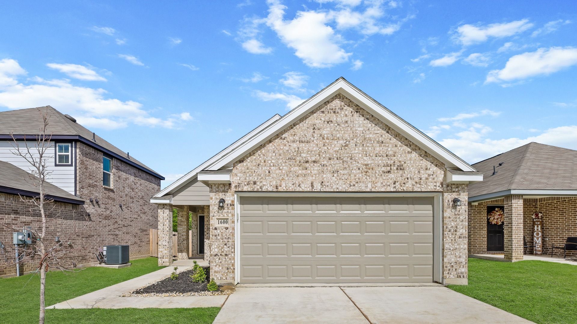 The Sweetwater - Christian Meadows: Ennis, Texas - Legend Homes