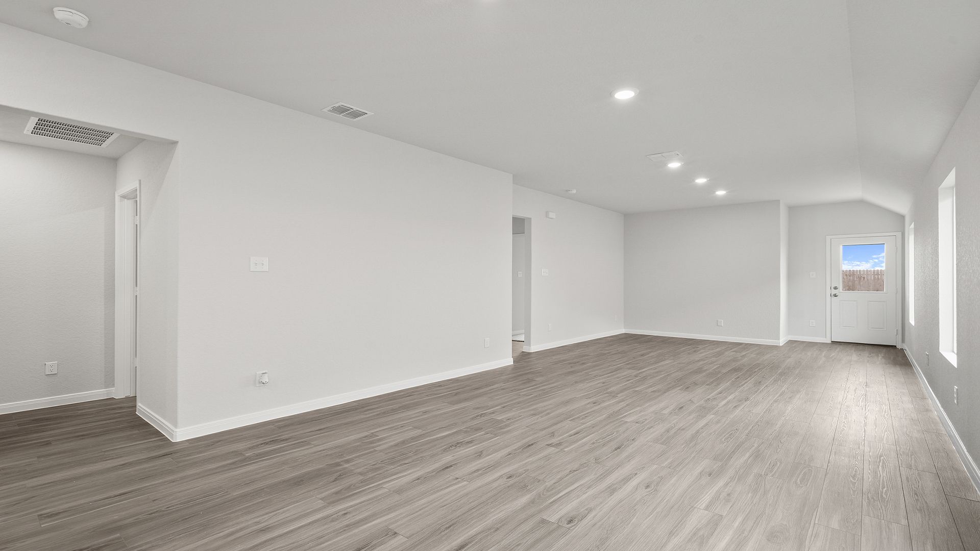 Dining area to family room
