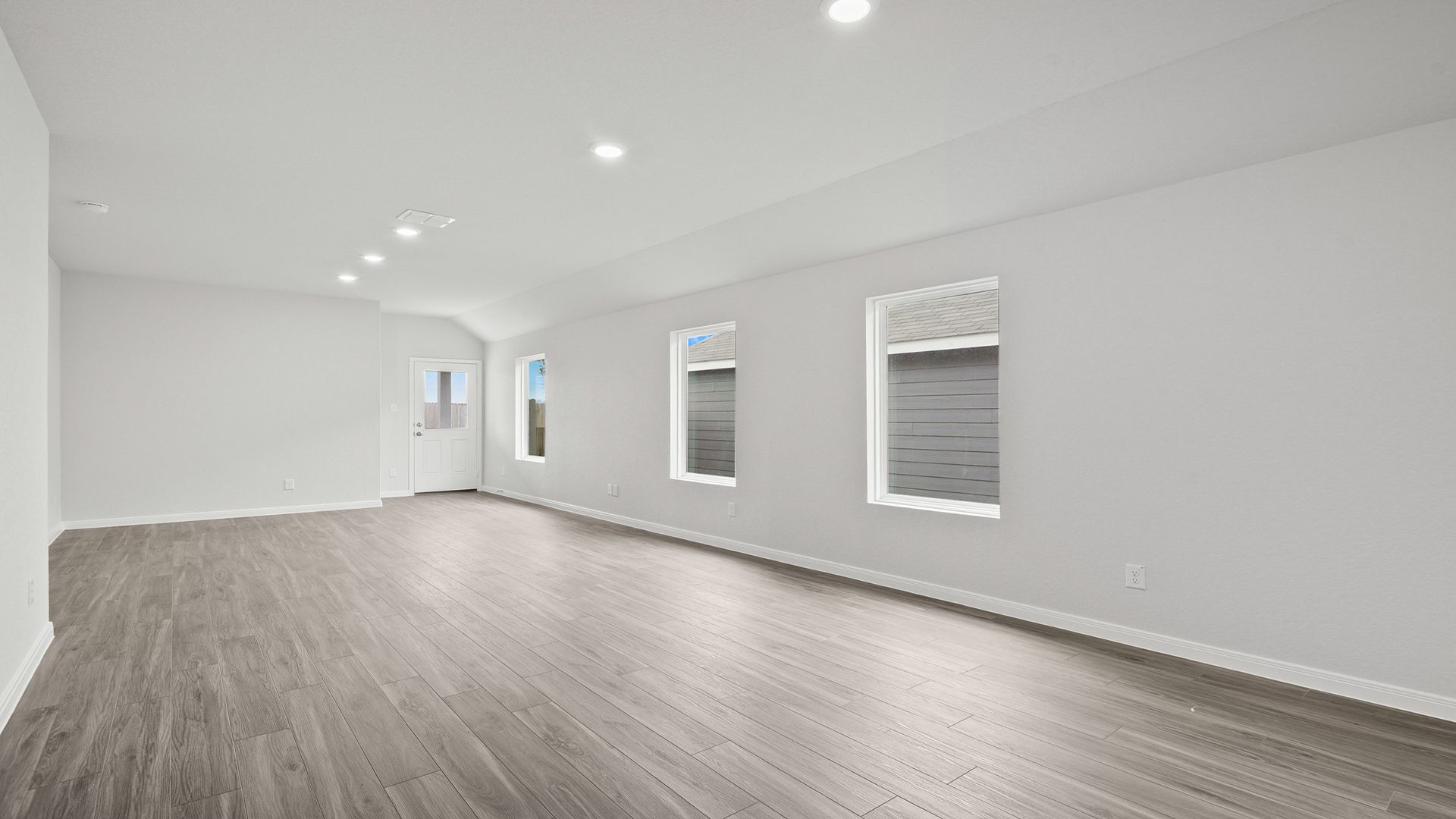 Dining area to family room