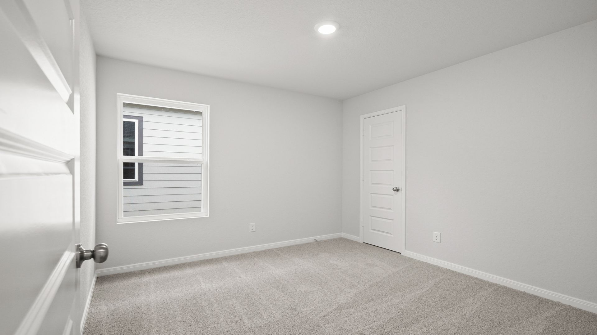Secondary bedroom