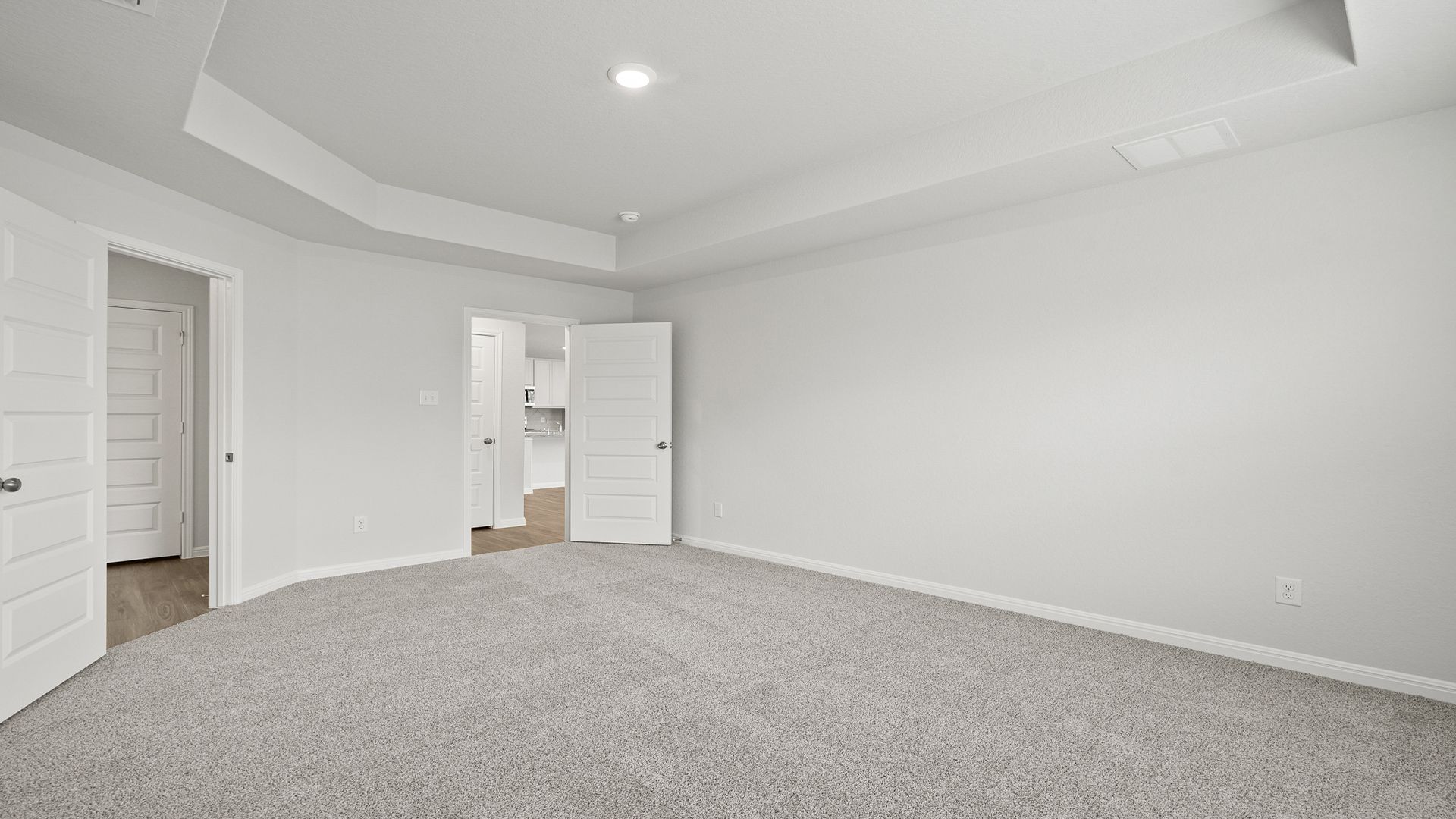 Primary suite