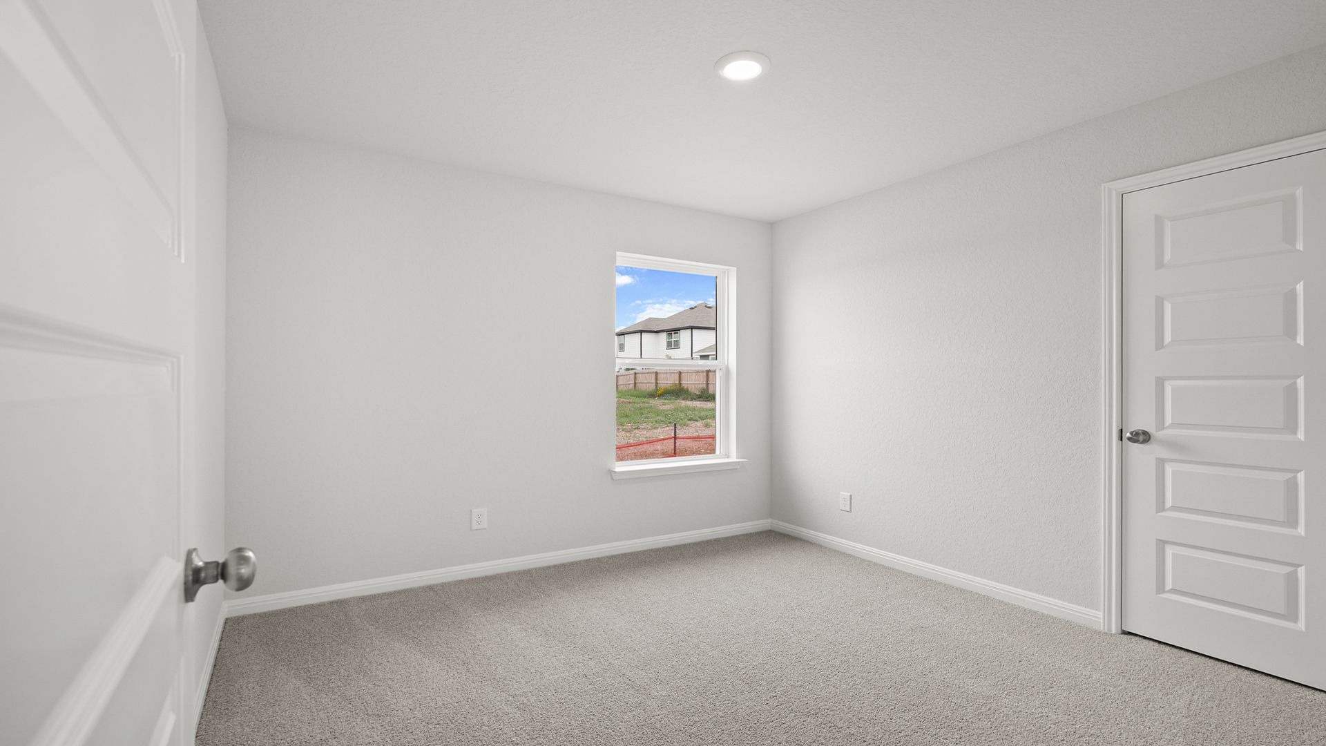 Secondary bedroom