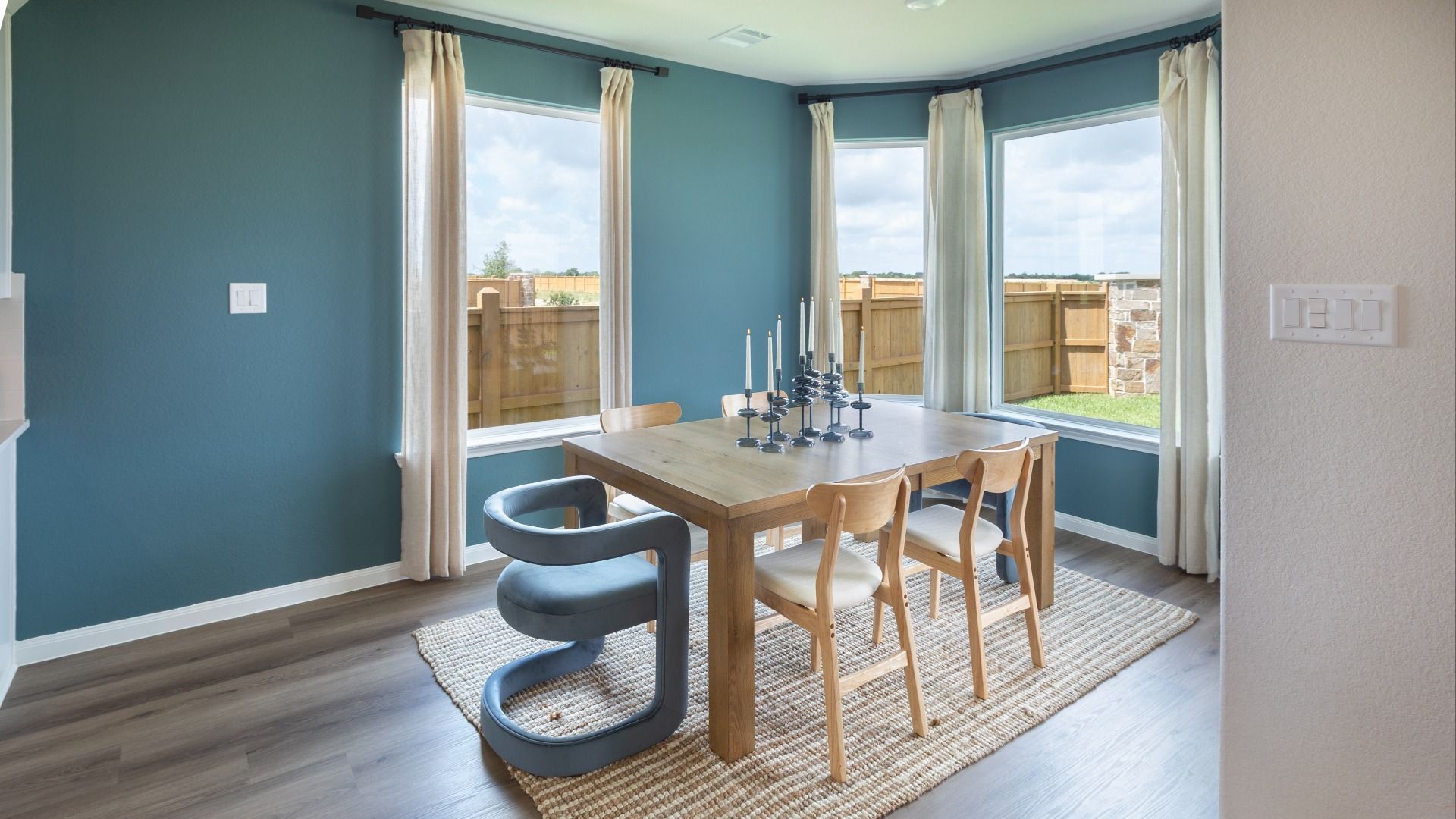 Bluestem Model Dining Area