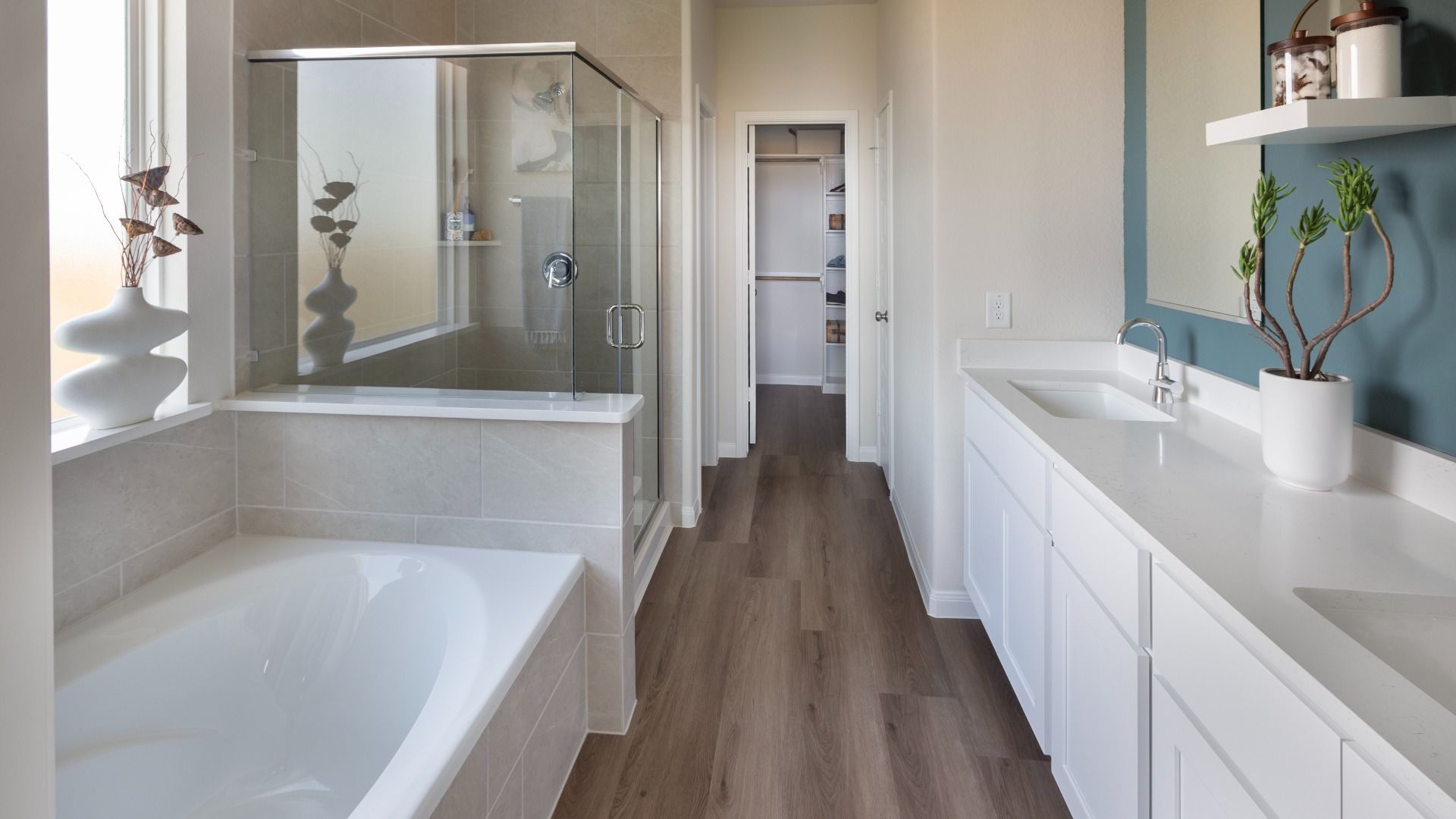 Images are a model representation and may depict options and upgrades not featured on the home available for purchase.