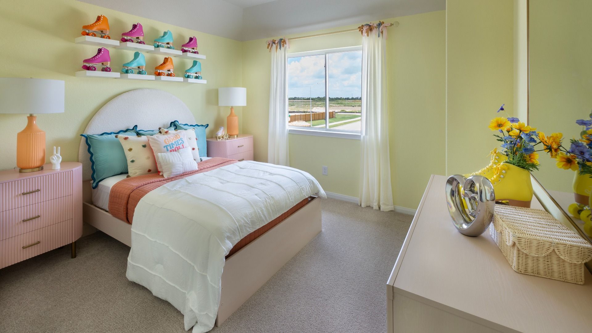 Images are a model representation and may depict options and upgrades not featured on the home available for purchase.
