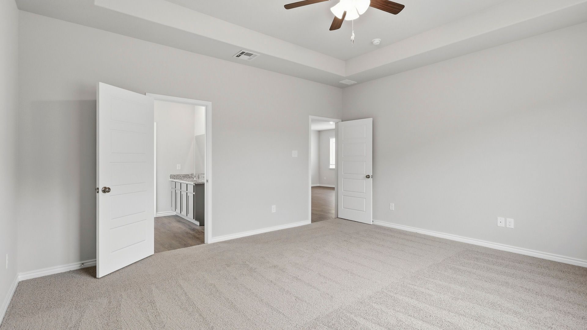 Primary suite