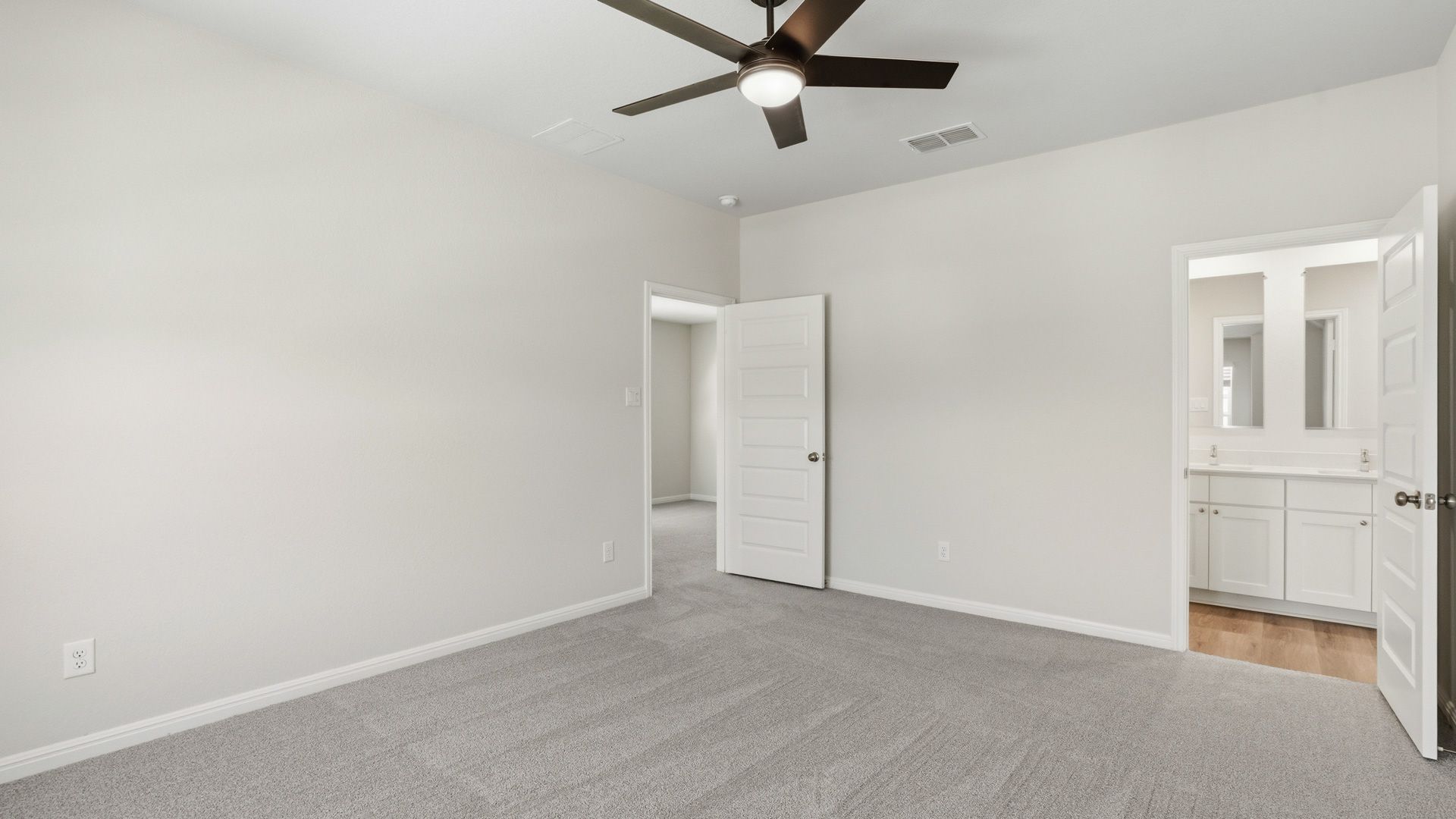 Primary suite