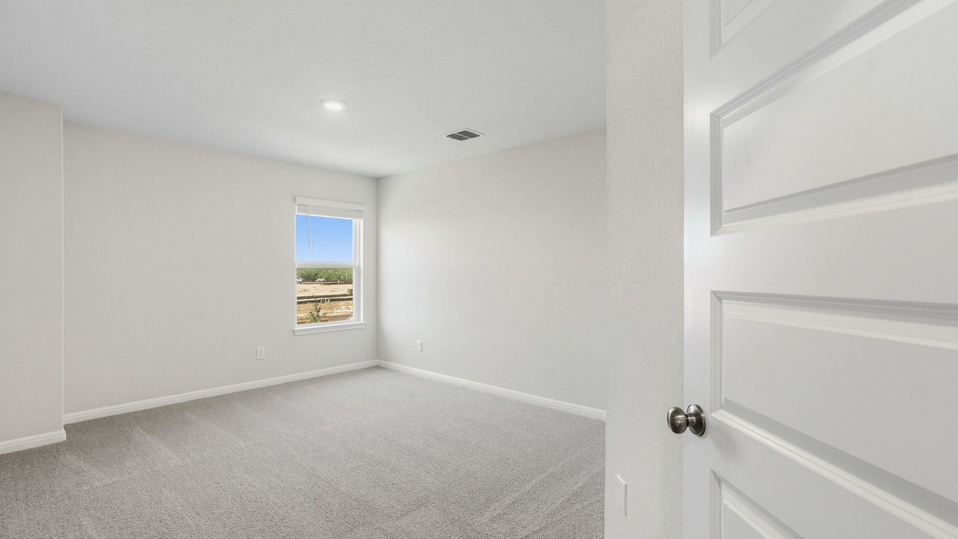Secondary bedroom