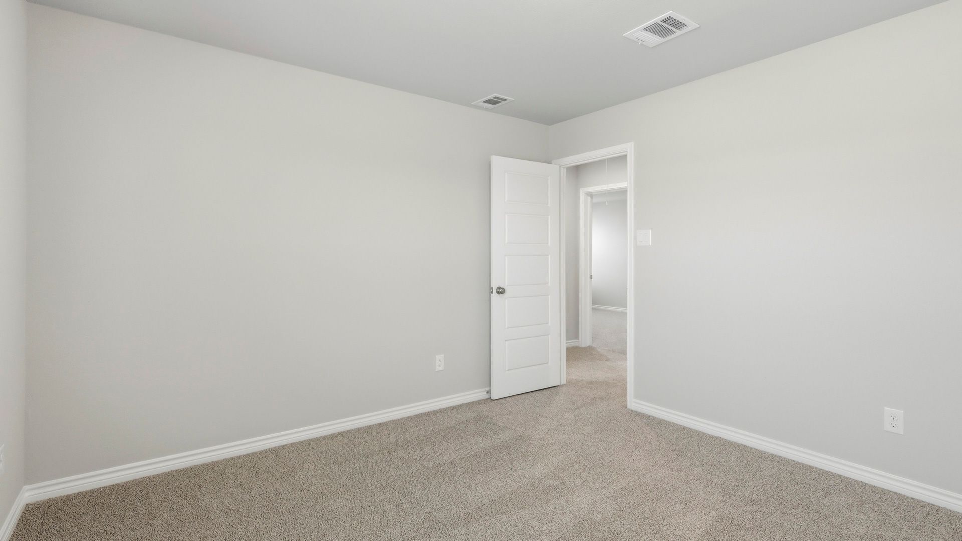 Secondary bedroom
