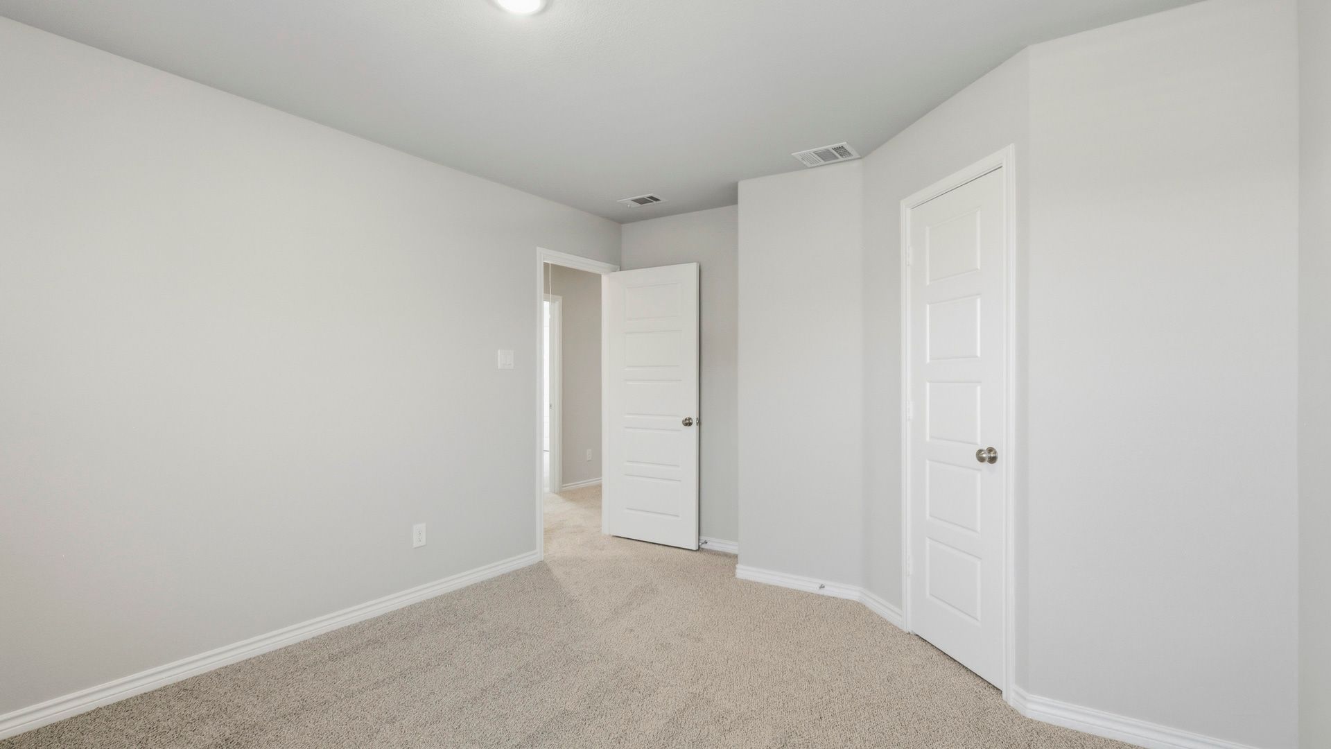 Secondary bedroom