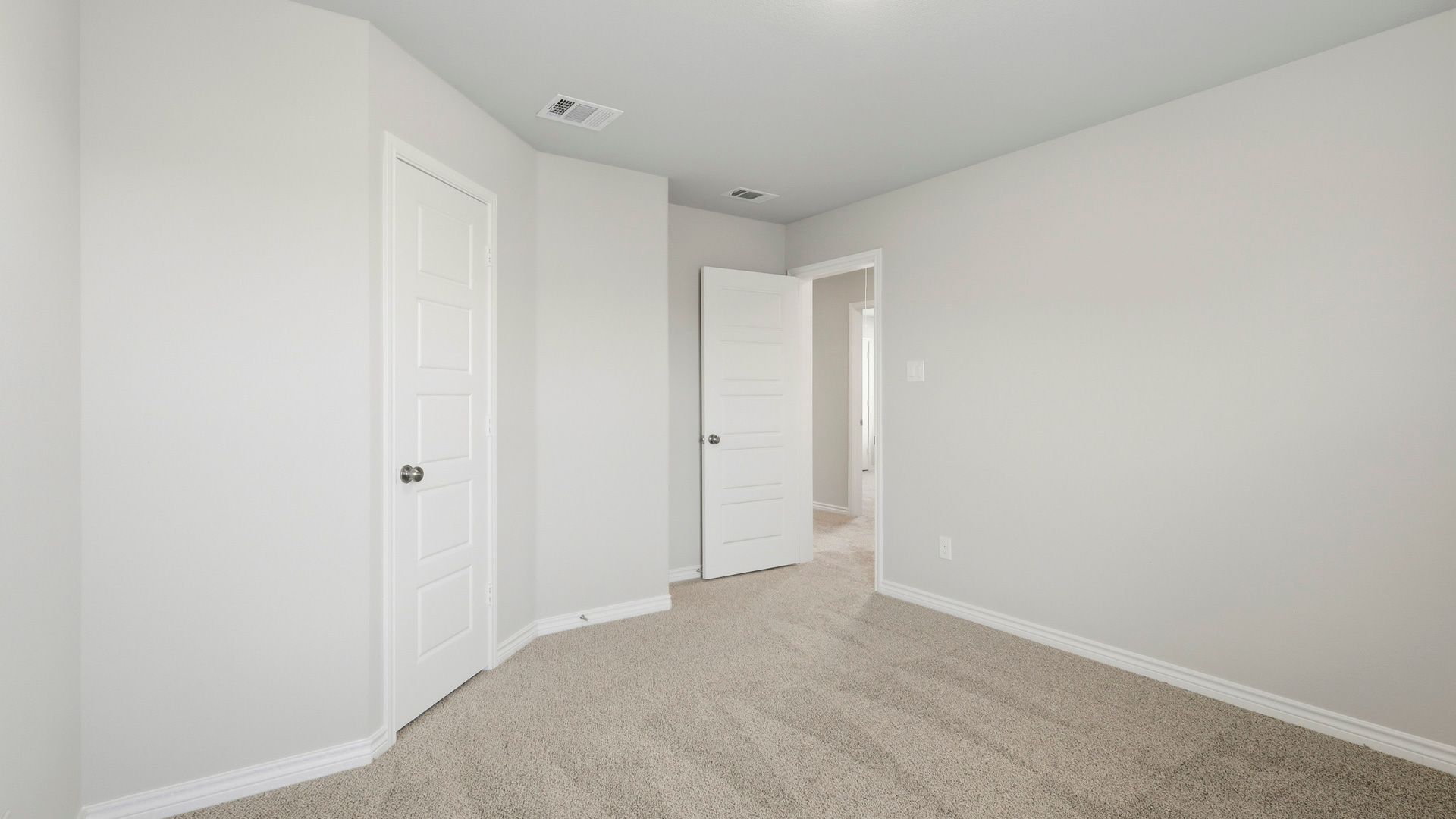 Secondary bedroom