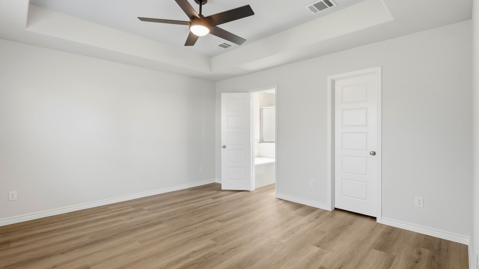 Primary suite