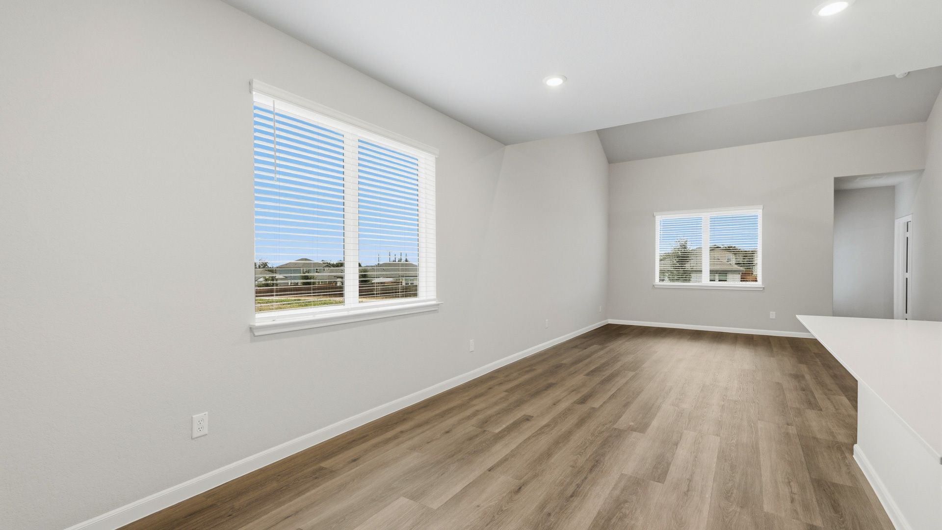 Dining Area to family room