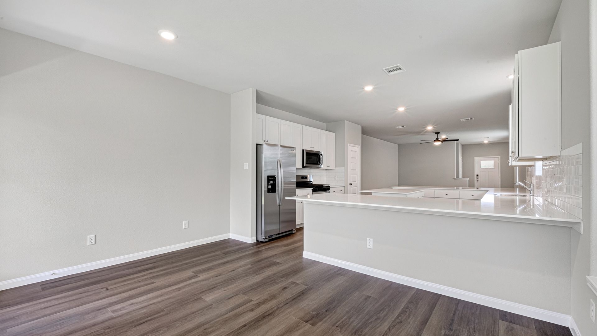 Dining Area to Kitchen