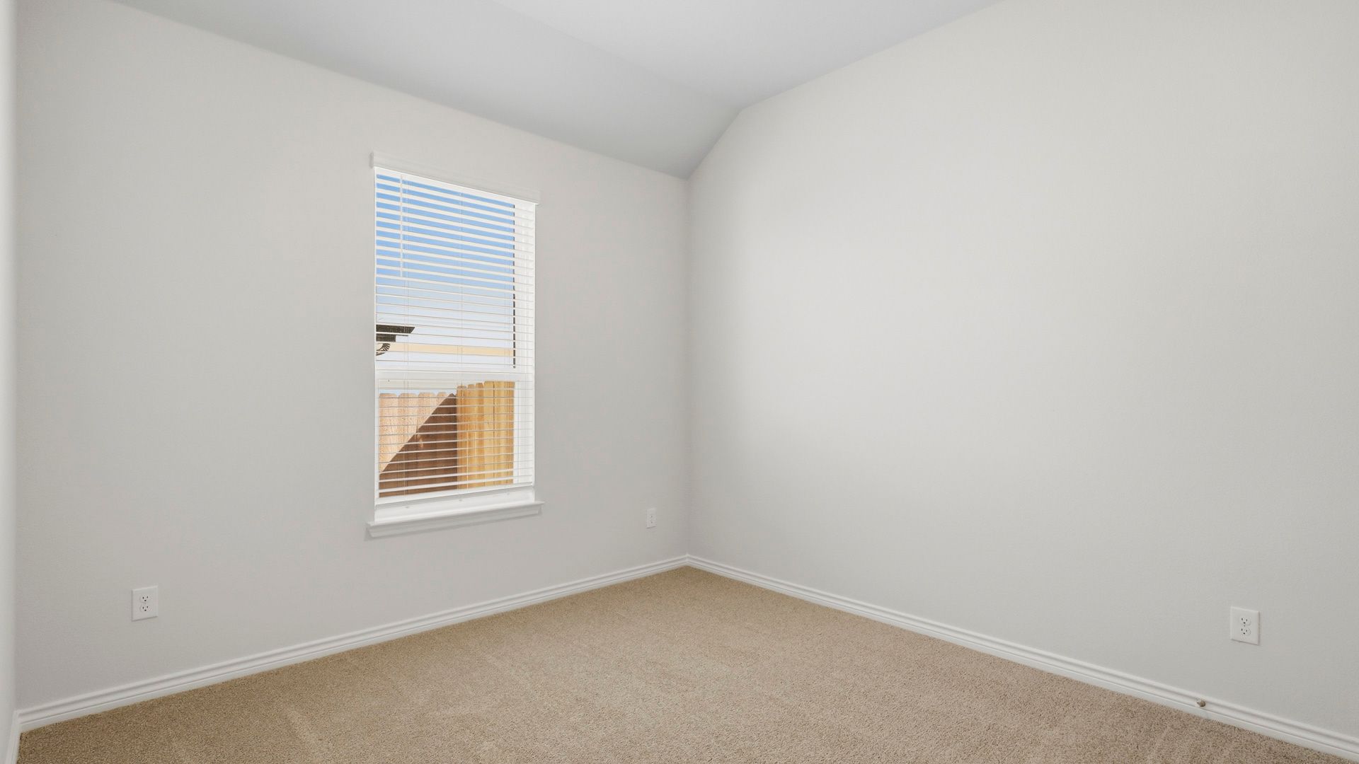 Secondary bedroom