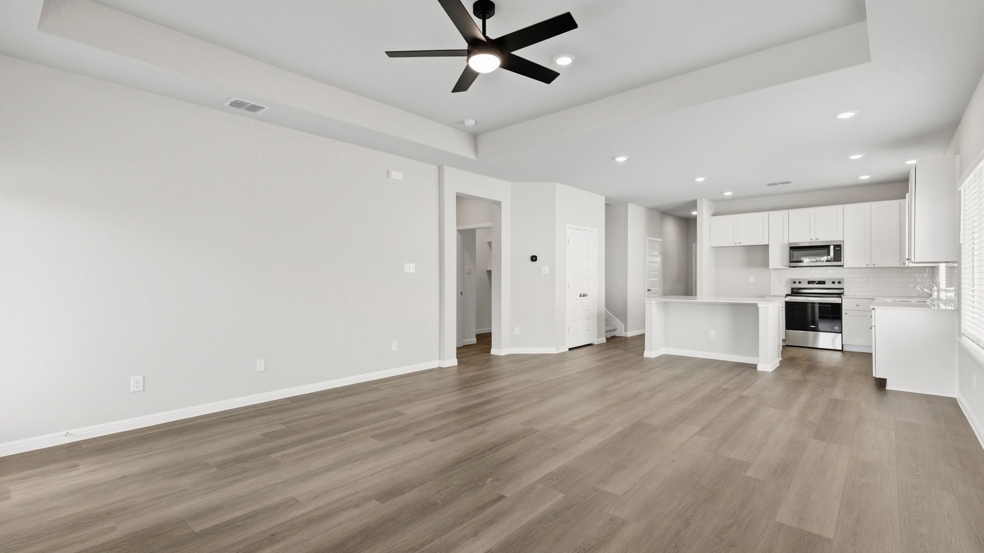 Dining area to family room
