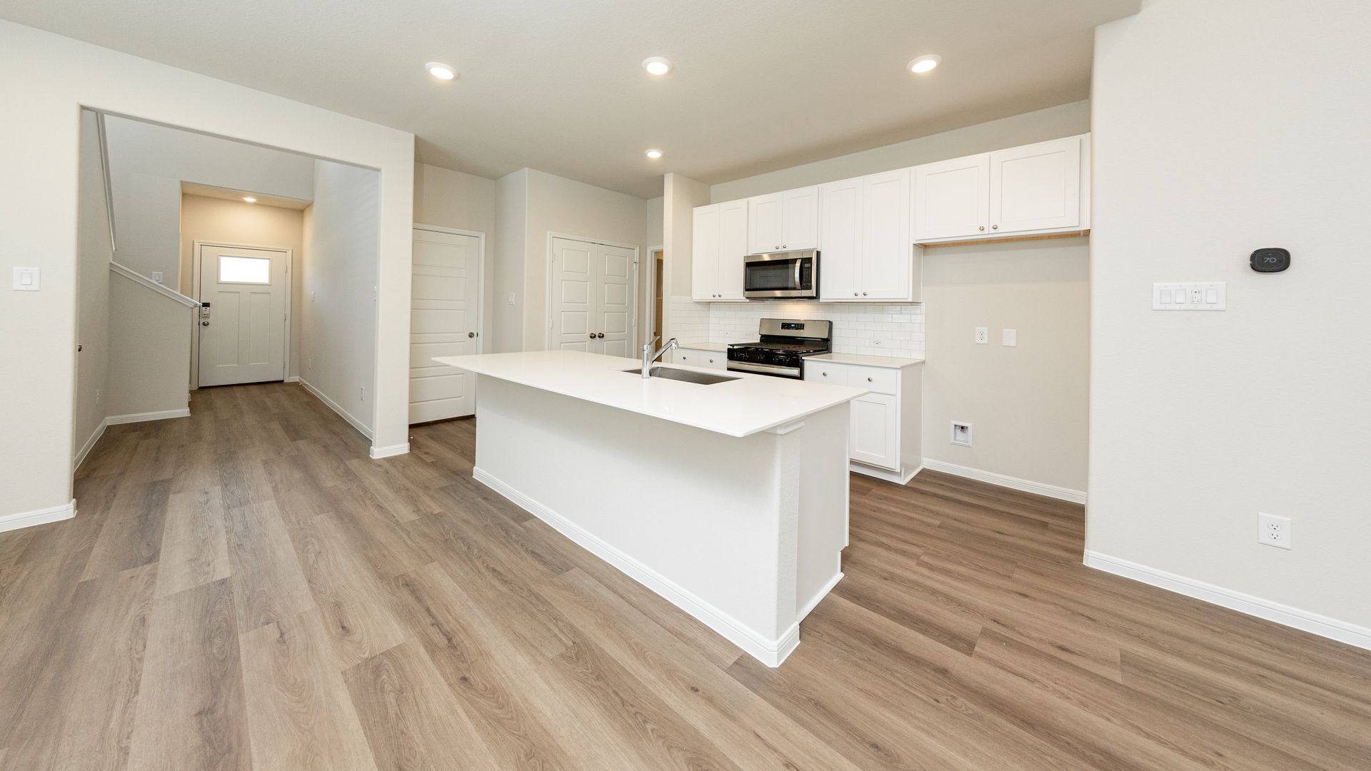 Dining Area to Kitchen