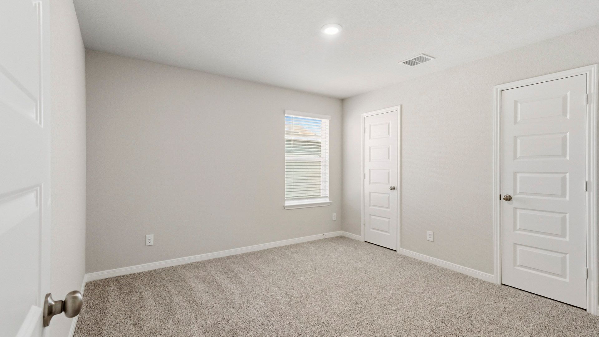 Secondary bedroom
