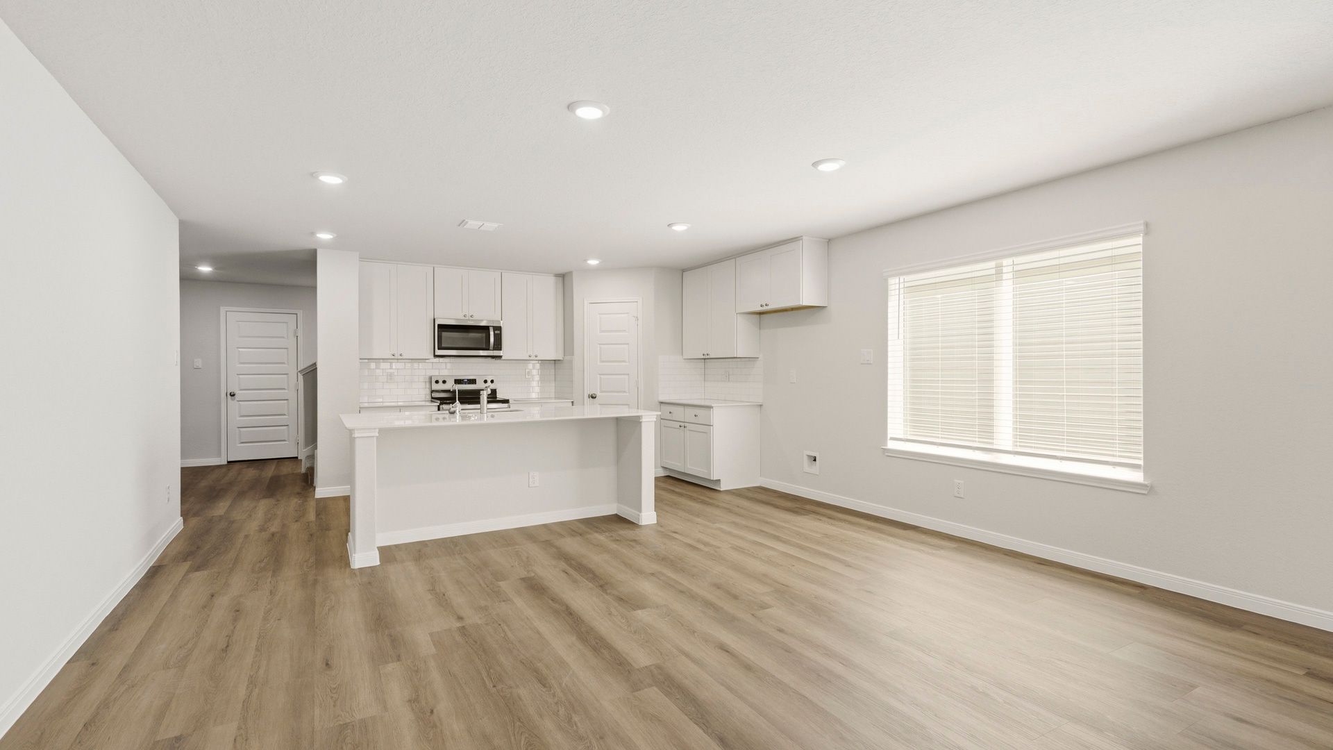 Family room to kitchen
