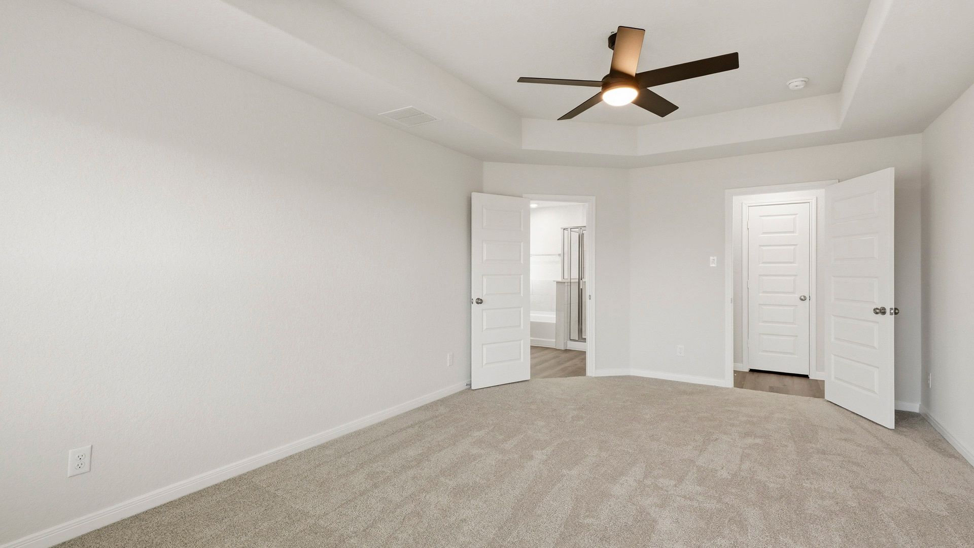 Primary suite