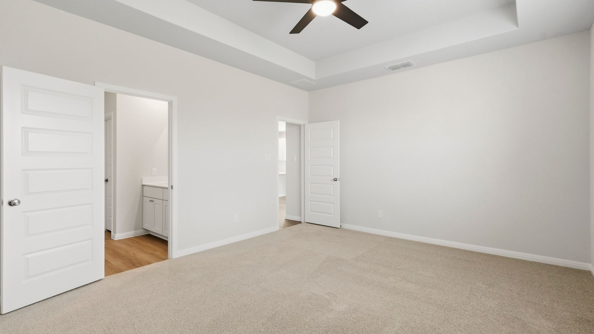 Primary suite