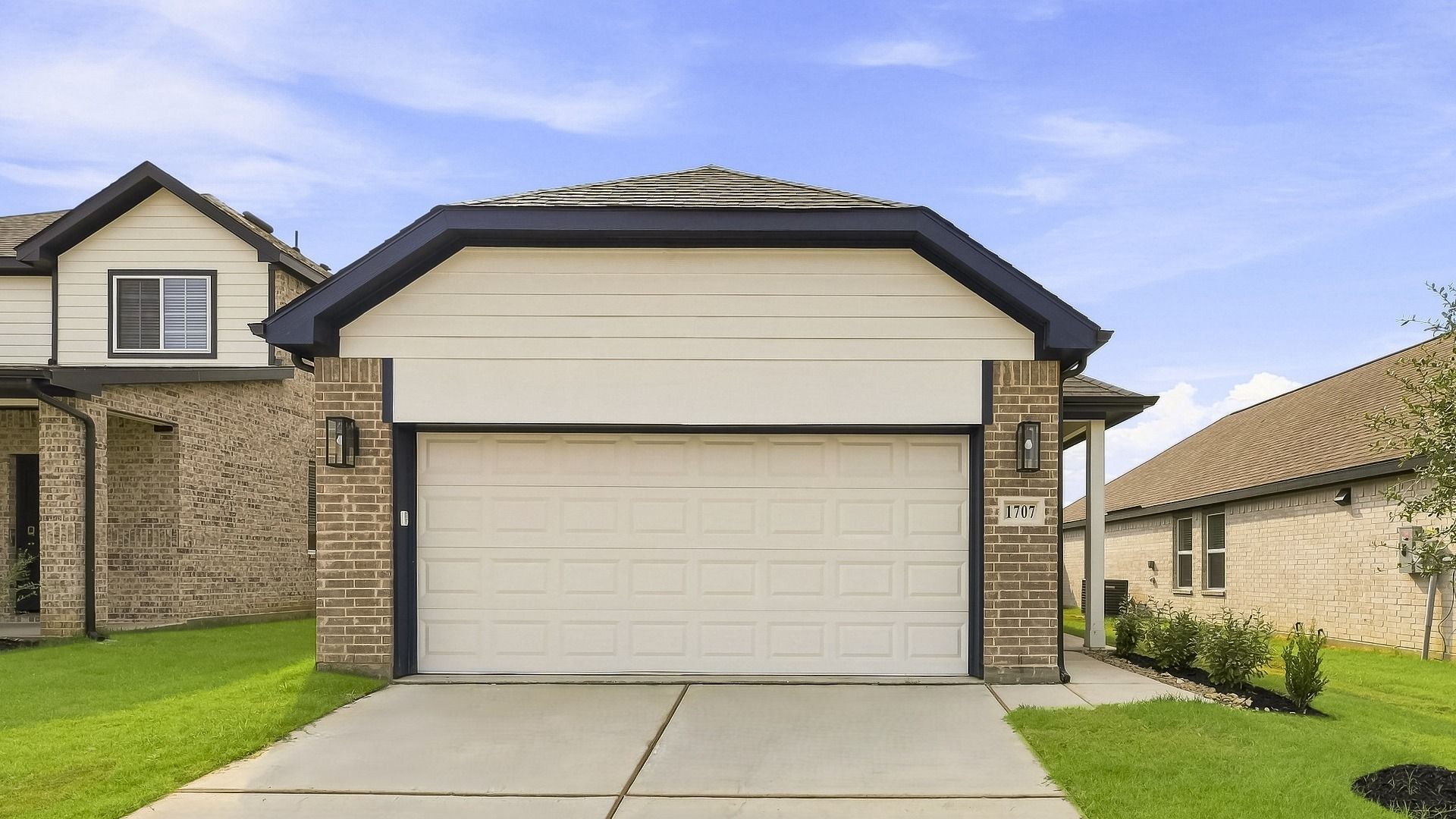 The Newcastle - Christian Meadows: Ennis, Texas - Legend Homes