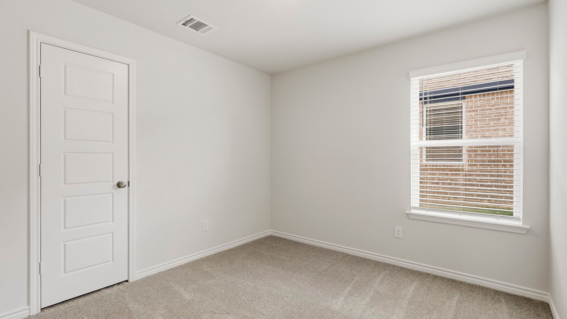 Secondary bedroom