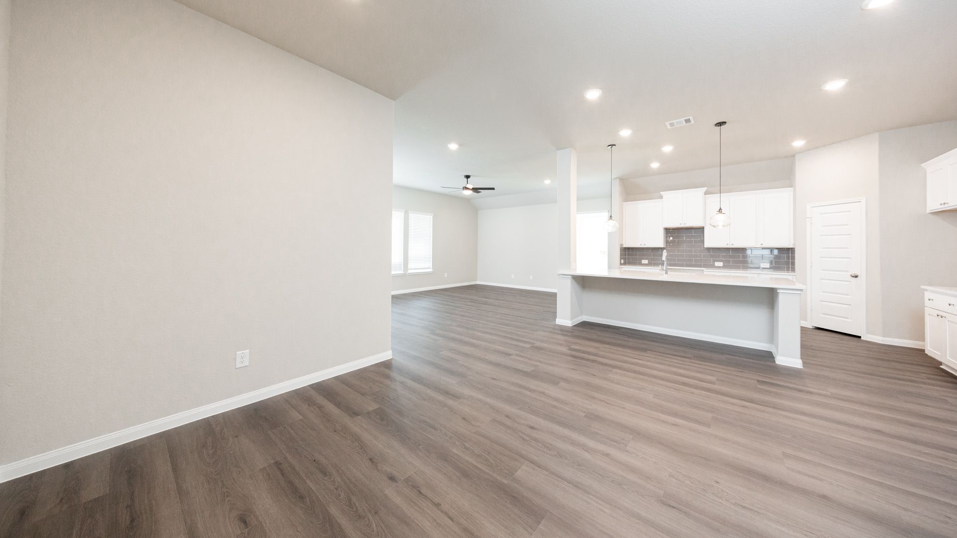 Dining Area to Kitchen