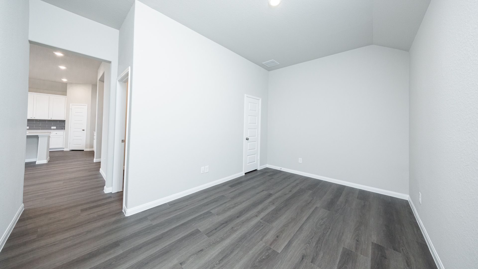 Flex Room
