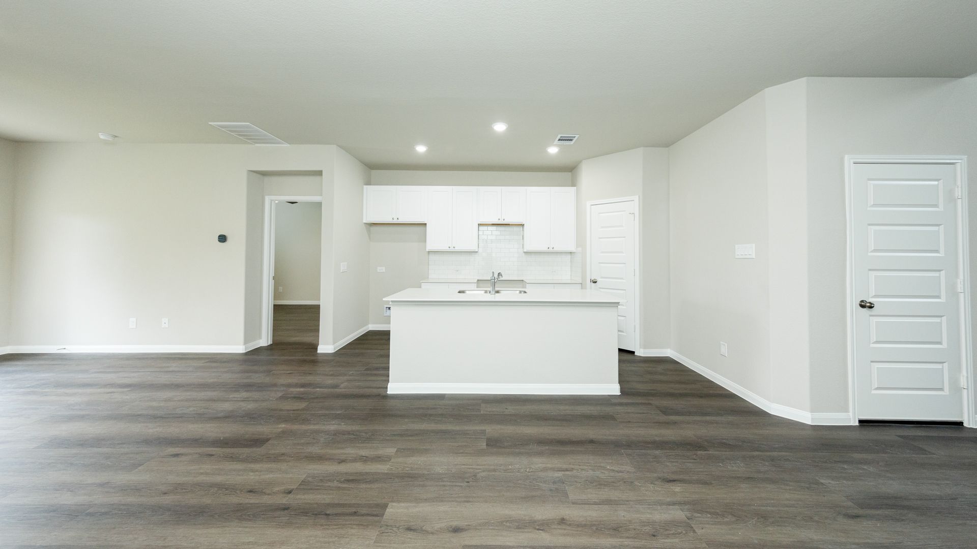 Dining Area to Kitchen