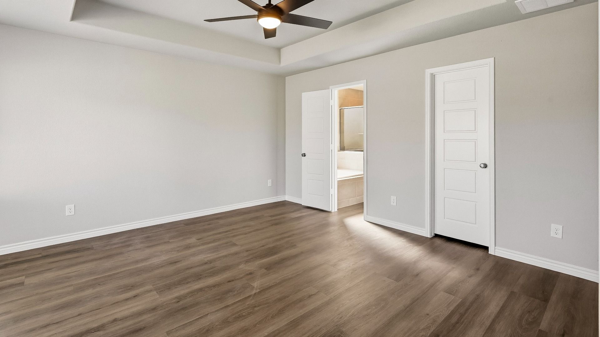 Primary suite