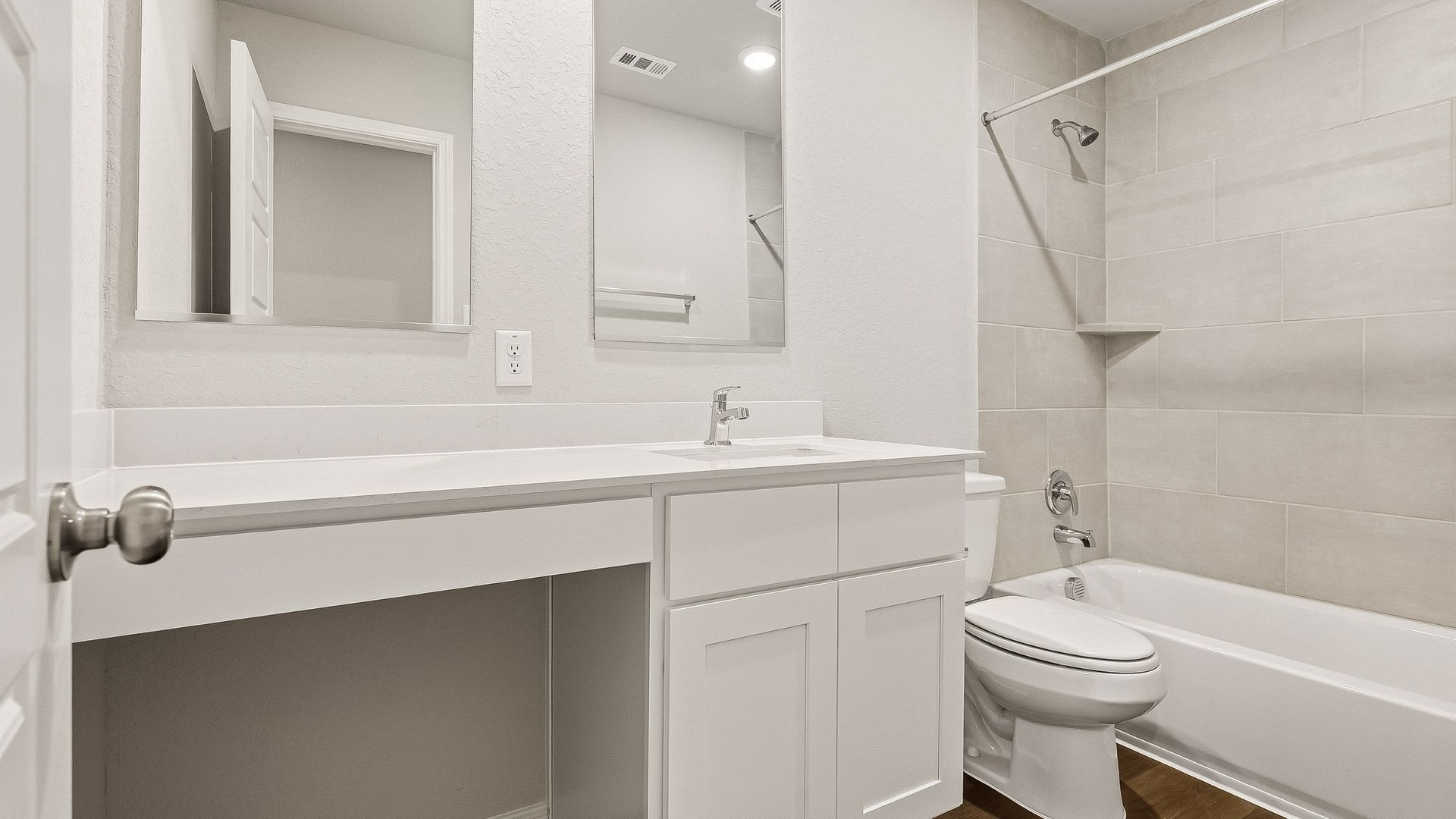 Secondary bathroom