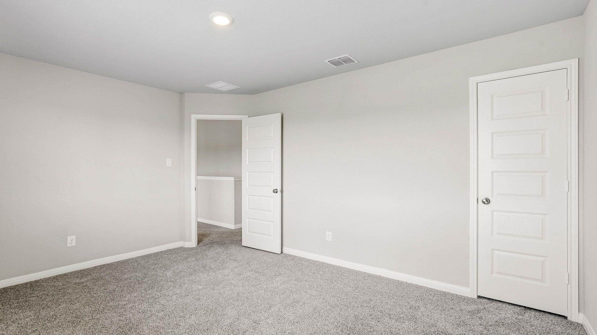 Secondary bedroom