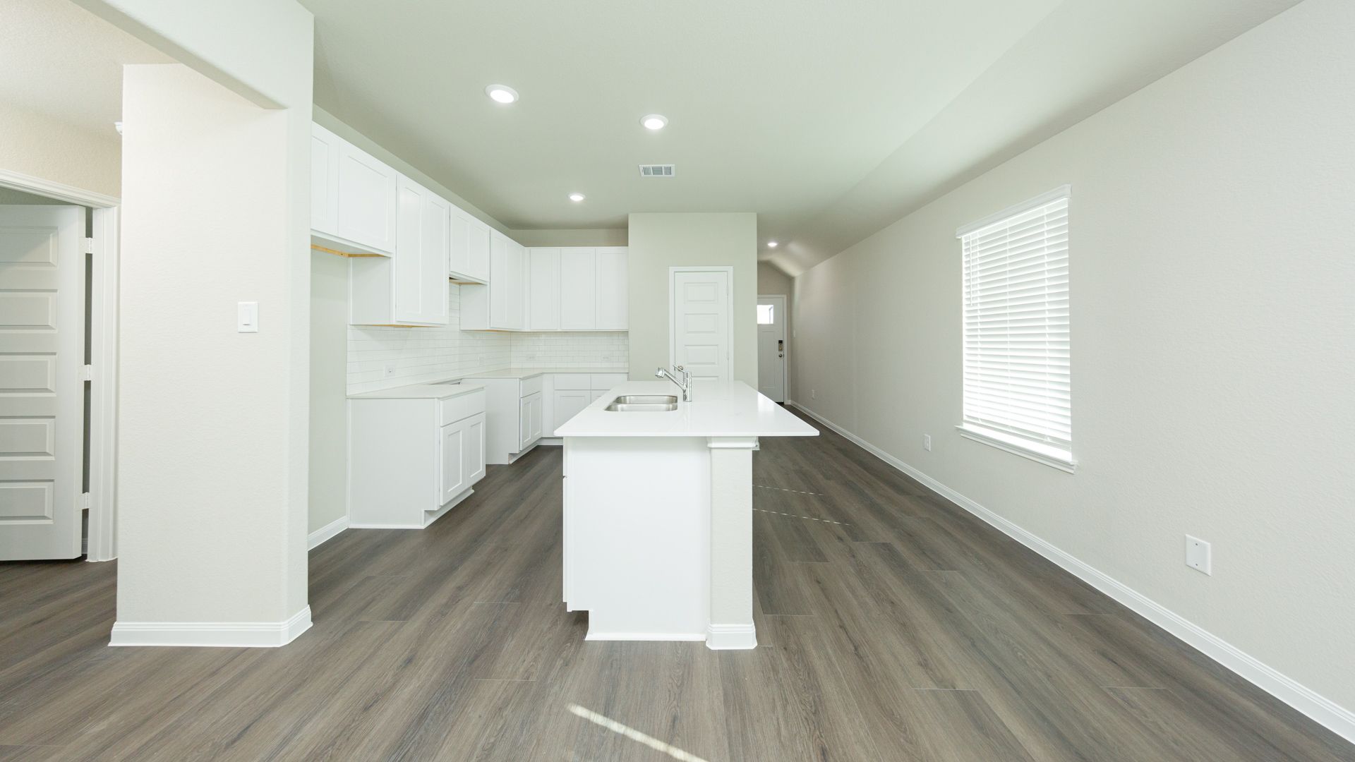 Dining Area to Kitchen