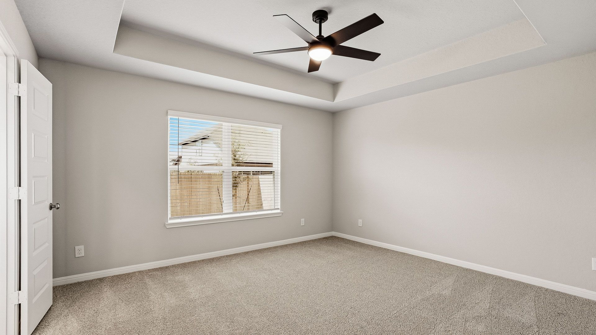 Secondary bedroom