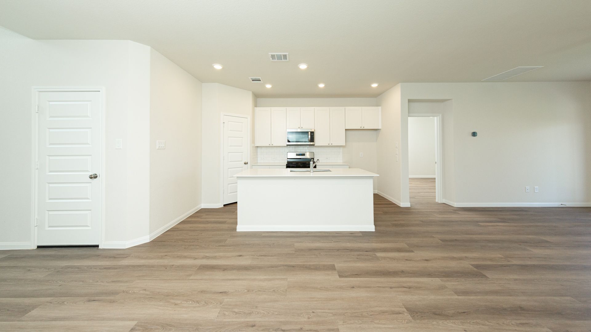 Dining Area to Kitchen