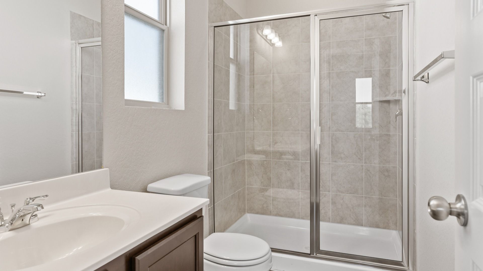 Images are a model representation and may depict options and upgrades not featured on the home available for purchase.