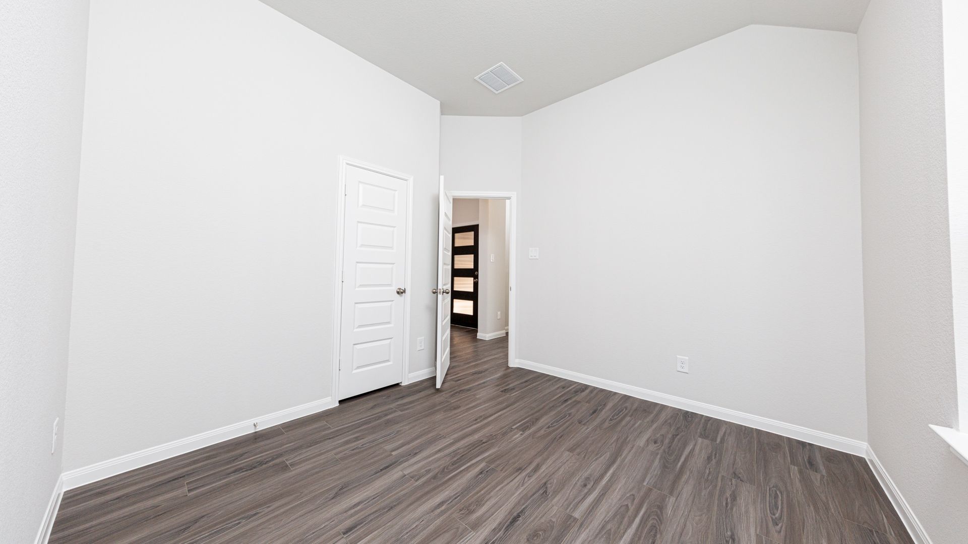 Image is a model representation and may depict options and upgrades not featured on the home available for purchase.