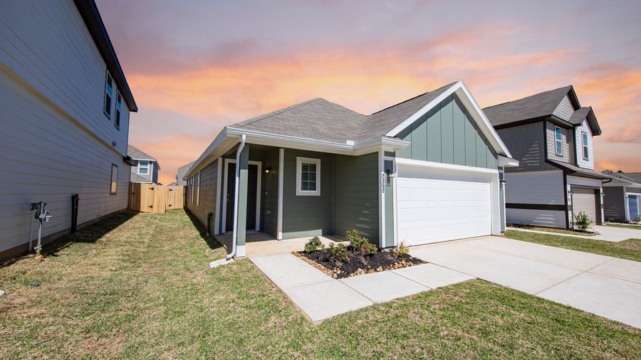 2352 Mooneye Court (The Wildflower)