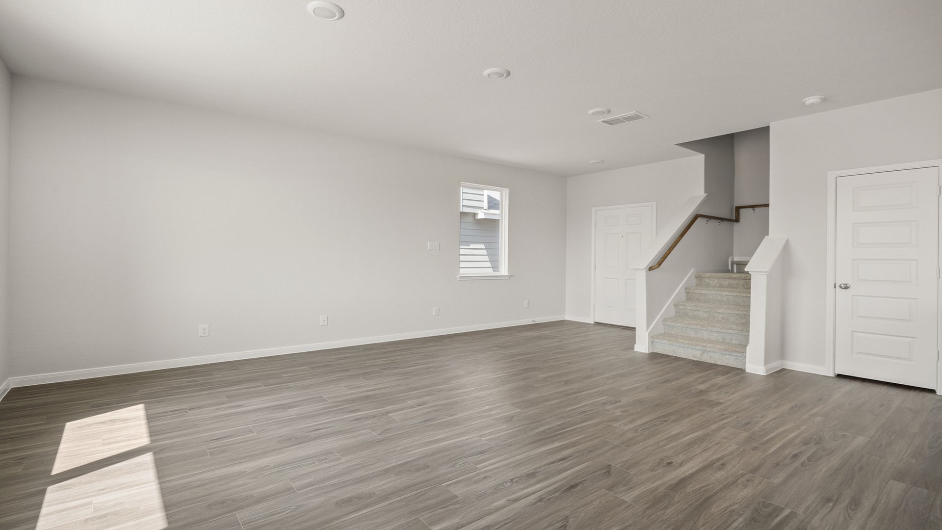 Entry to Family Room