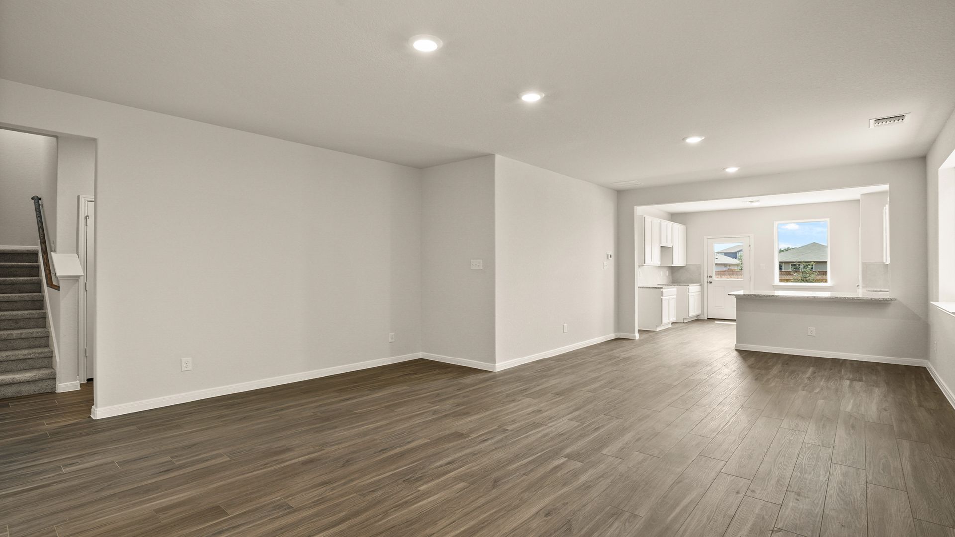 Family Room to Dining