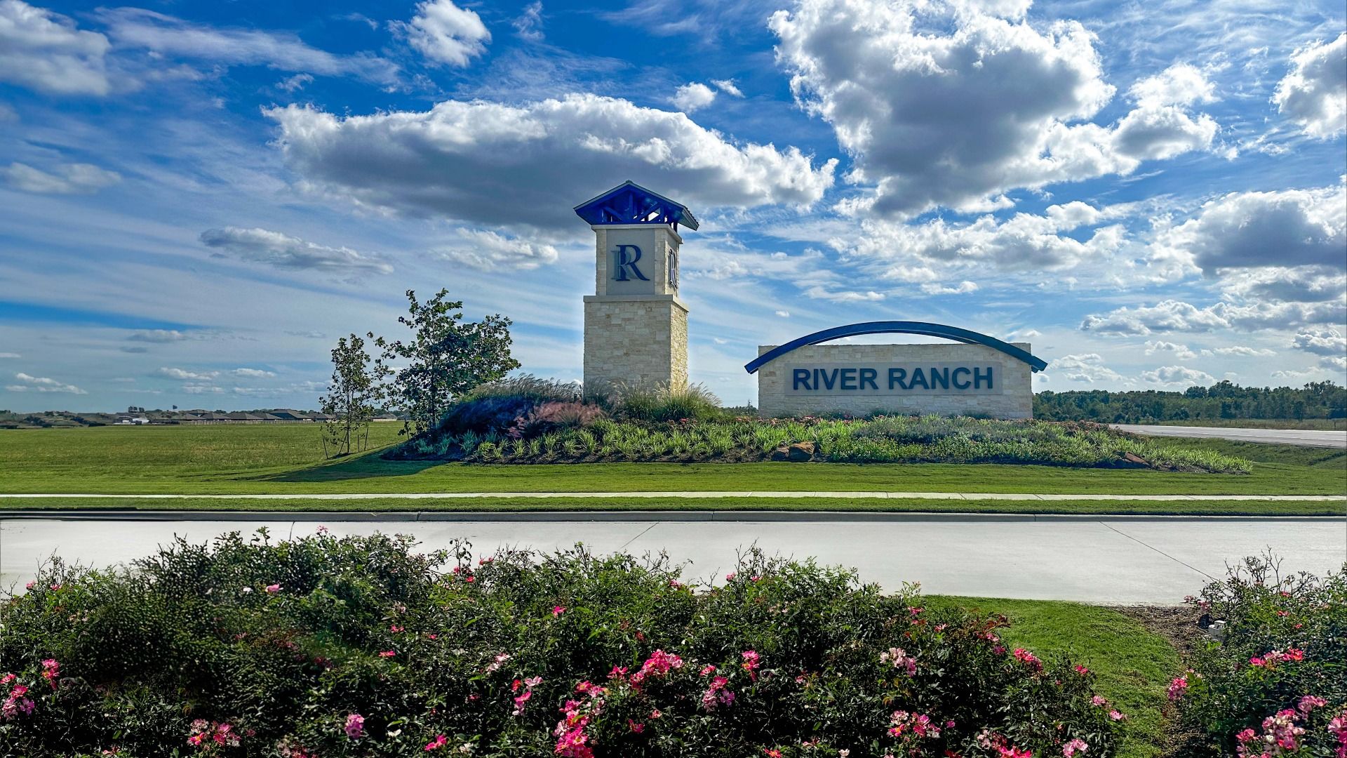 River Ranch Entry Monument