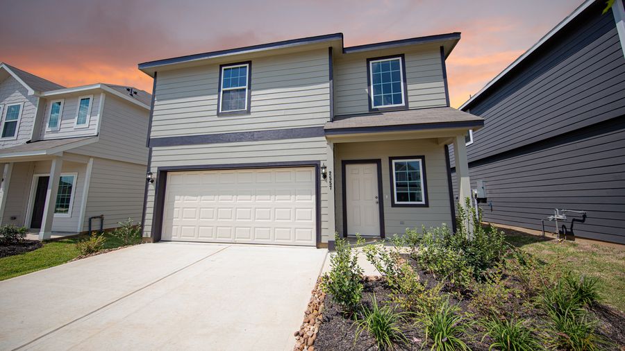 2557 Hawks Eye Drive (The Lakeland)