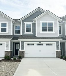Trenton - Towns at Pennsy: Cumberland, Indiana - Lennar